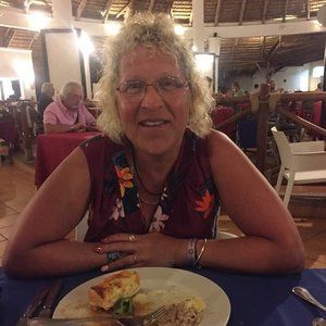 Meet your Posher, Lynn